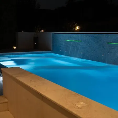Luxury Heated Pool Villa Lagonisi Exterior photo