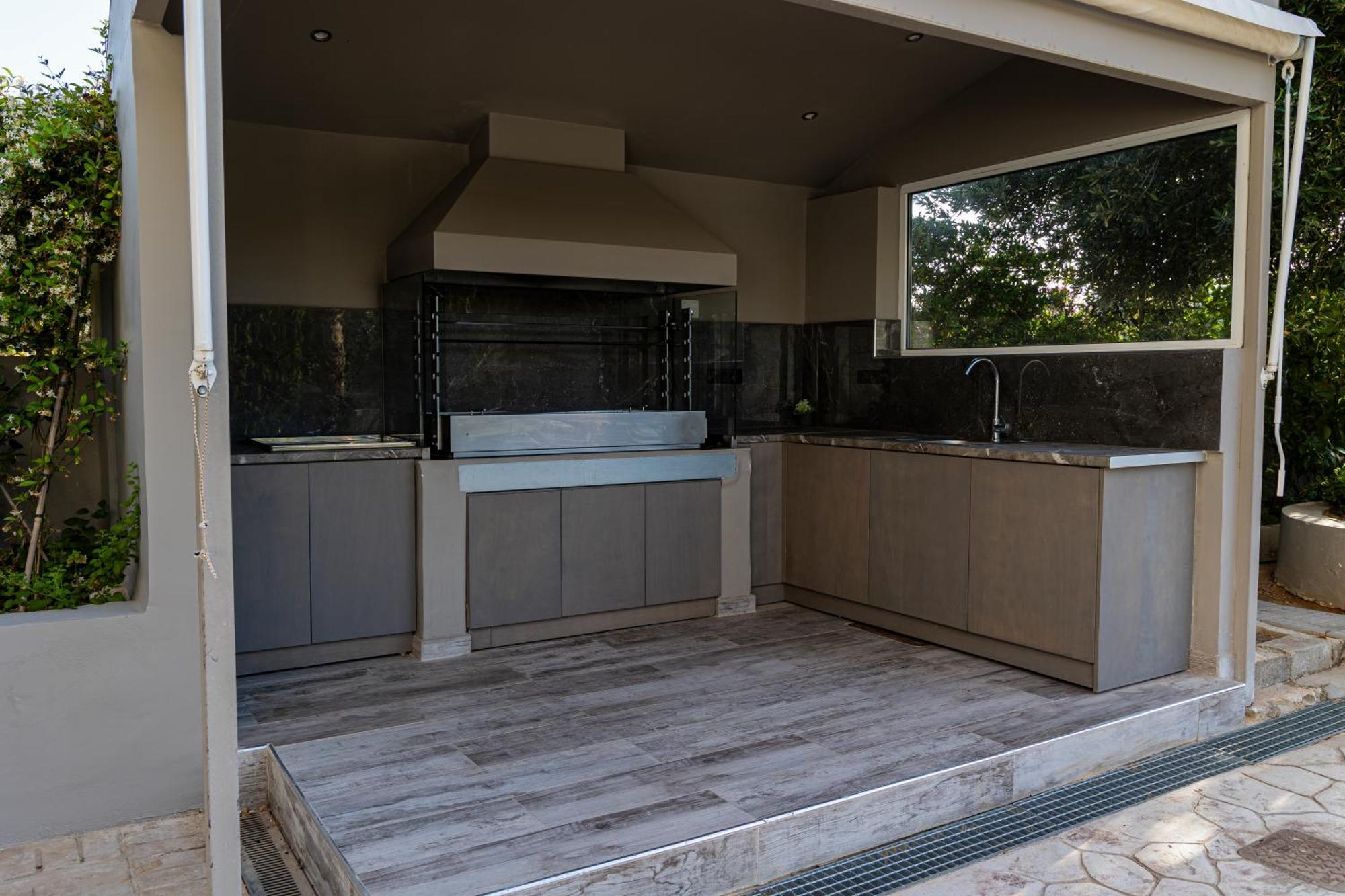 Luxury Heated Pool *